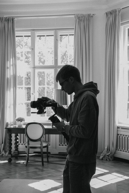 Behind the scenes, Lorenz Groche